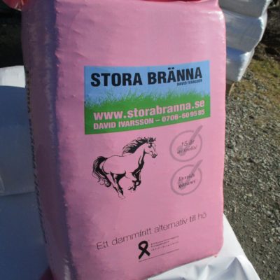 Rosa bal hösilage
